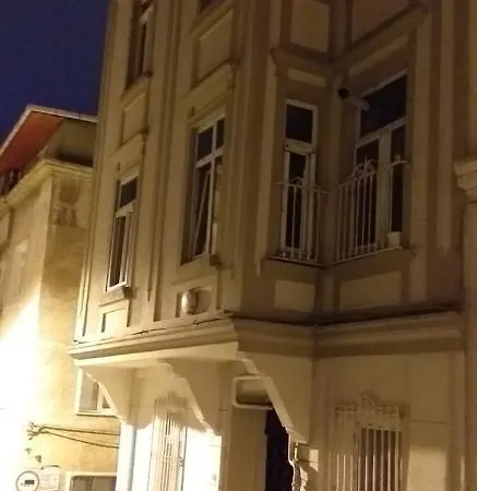 The Houses Plus Your Mansion In לינה וארוחת בוקר